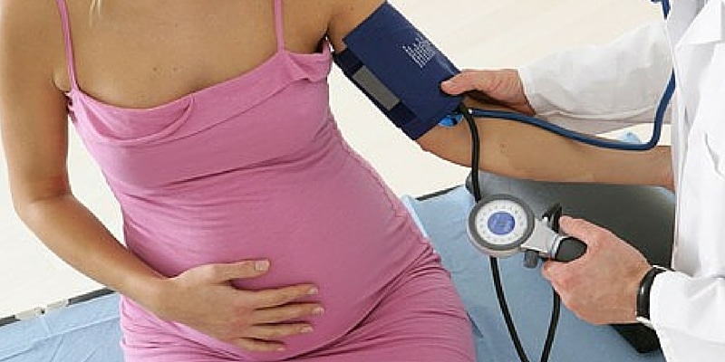 Indução do Trabalho de Parto verus Monitoramento Expectante para Hipertensão Gestacional ou Pré-Eclâmpsia Leve após 36 Semanas de Gestação (Estudo Hypitat)