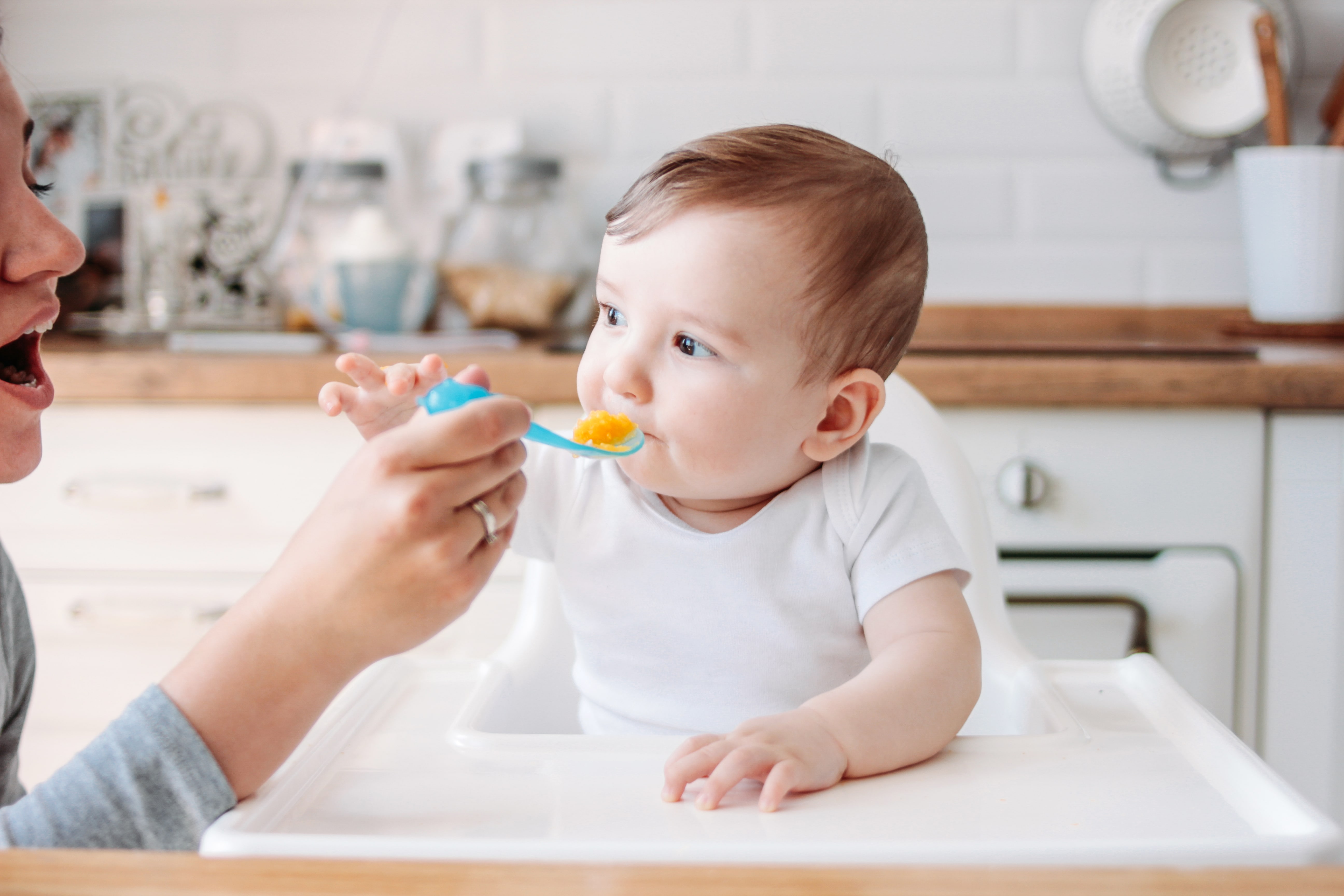 Alimentação do bebê: como tornar o momento mais divertido